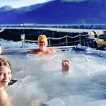 10 Person In Eidsvag Feriehus