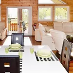 Feriehus 10 Person In Eidsvag *