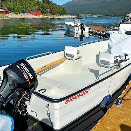 10 Person In Eidsvag *