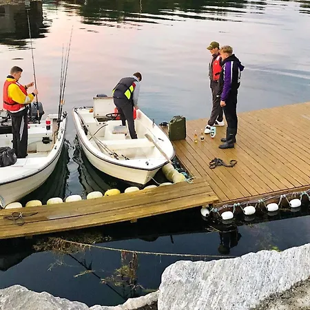 Nyaraló 10 Person In Eidsvag Rød
