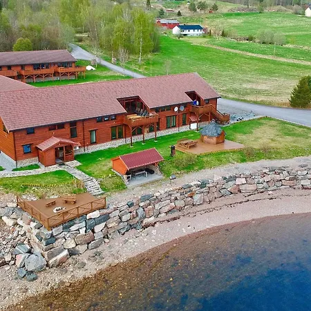 10 Person In Eidsvag * Rød