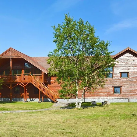 10 Person In Eidsvag Feriehus Rød