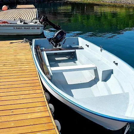 10 Person In Eidsvag * Rød