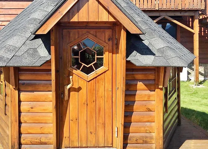 10 Person In Eidsvag Vakantiehuis *