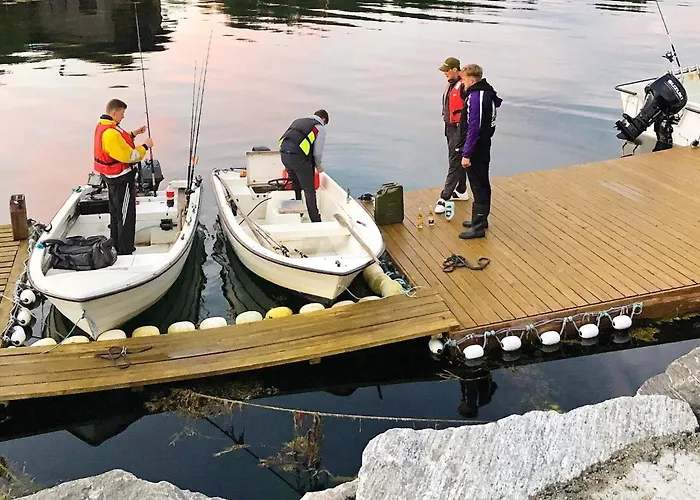 Vakantiehuis 10 Person In Eidsvag Rød