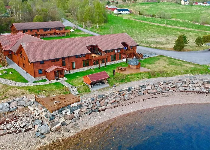 10 Person In Eidsvag * Rød