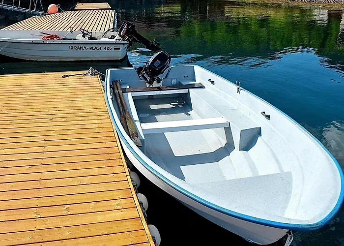 10 Person In Eidsvag * Rød